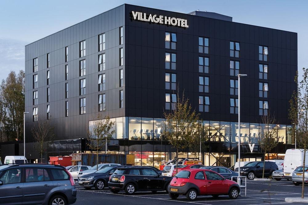 Village Hotel Portsmouth Exterior photo